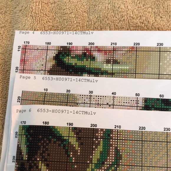 New in Package Golden Panna 44x58cm Counted Cross Stitch Kit - Picture 5 of 6